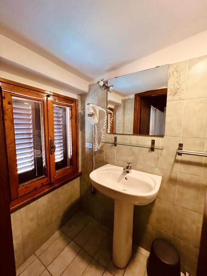 Albergo Dal Fata Gambassi Terme Dış mekan fotoğraf